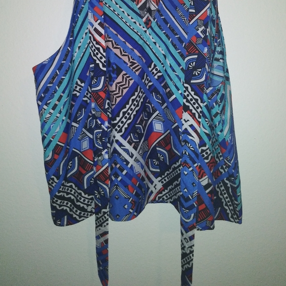 Blouse - Picture 2 of 2